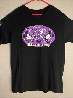Mickey Mouse Electrifying Shirt Extra Large XL T-shirt Disneyland Disneyworld